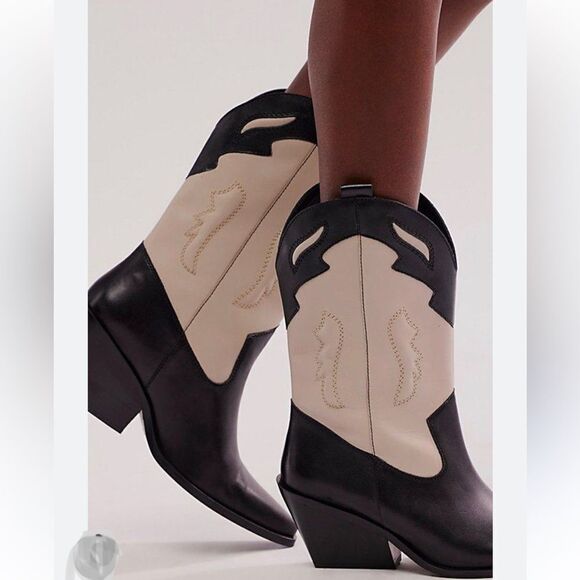 Free People Twin Flames Leather Western Cowboy Boots in Black/Ivory NEW in box - Picture 3 of 15